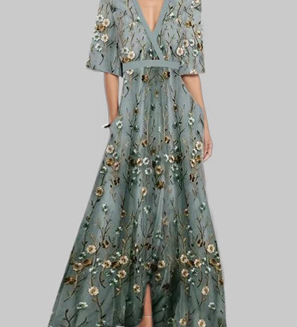 Elegancka Maxi Sukienka z Rękawem 3/4