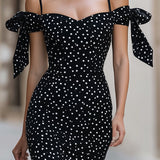 Sukienka Midi Bodycon Off-Shoulder z Akcentami Wstążek w Groszki
