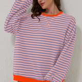 Pola | Oversizowy Sweter w Paski z Rekawami Nietoperz
