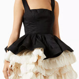 Sukienka Leandra — Ebony & Ivory Feather