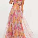 Elegancka Sukienka Maxi w Kwiatowy Wzór z Dekoltem w Serek