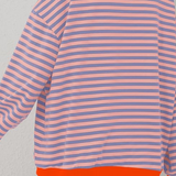 Pola | Oversizowy Sweter w Paski z Rekawami Nietoperz