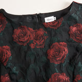 Elegancka Midi Sukienka z Wzorem Róż w Żakardzie