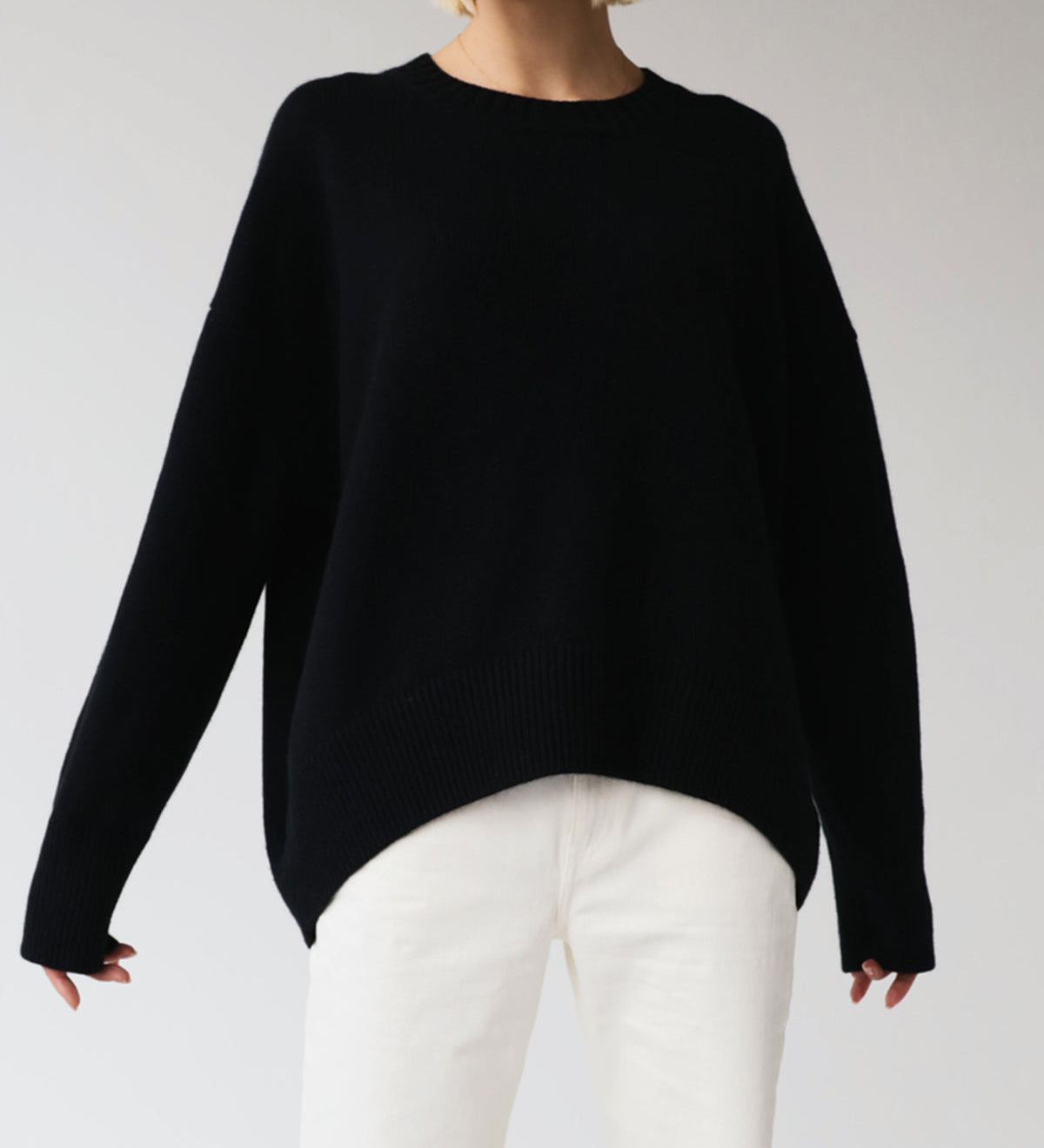 Laura | Oversizowy Sweter z Okraglym Dekoltem