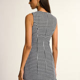 Sukienka mini bez rękawów w wzór houndstooth