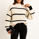 Renata | Oversizowy Sweter w Paski z Okraglym Dekoltem