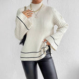 Aldona | Prazkowany Sweter z Golfem