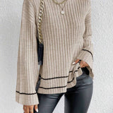 Aldona | Prazkowany Sweter z Golfem