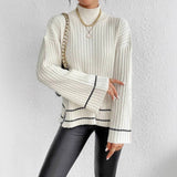 Aldona | Prazkowany Sweter z Golfem
