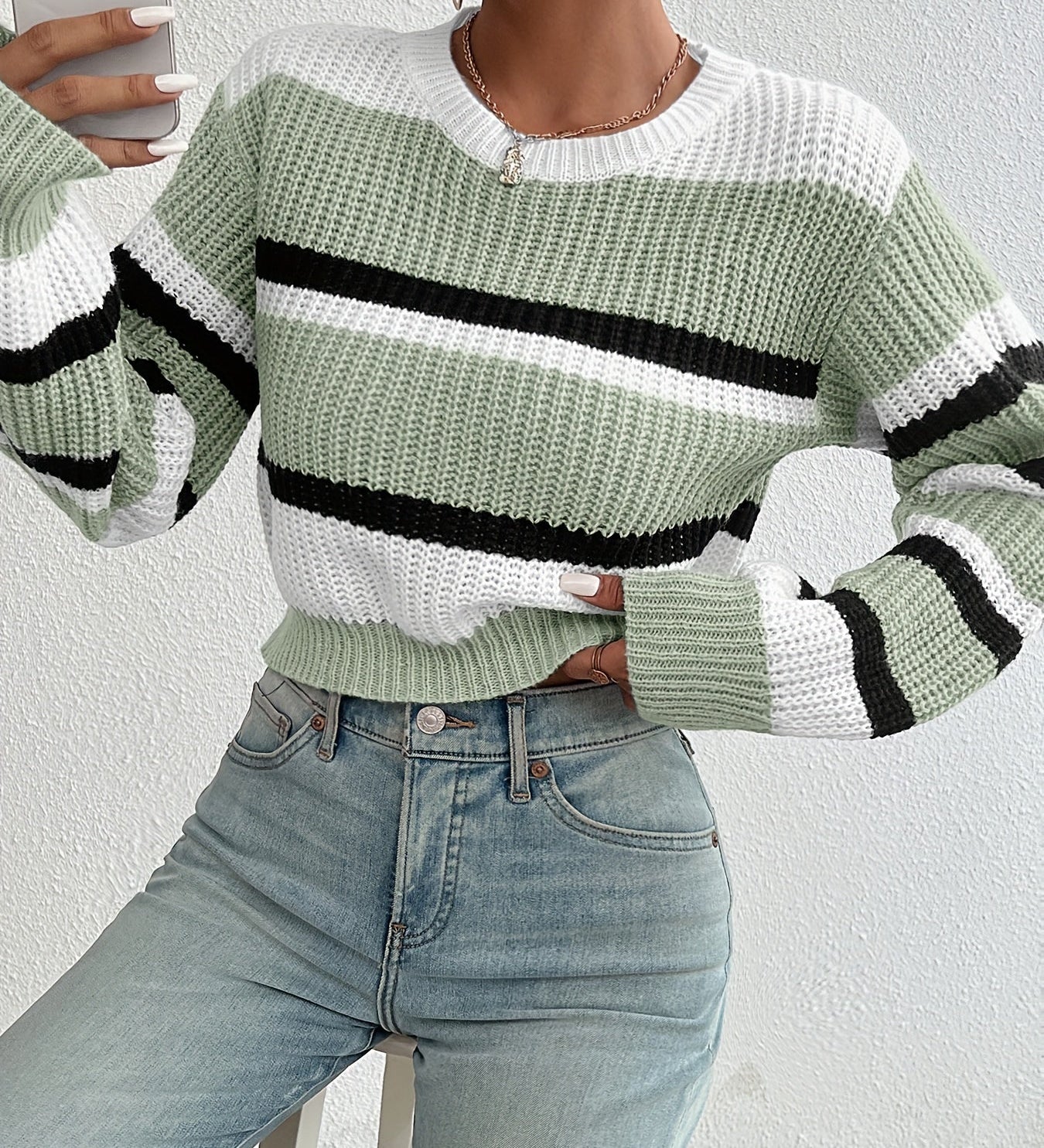 Luiza | Krotki Sweter w Paski