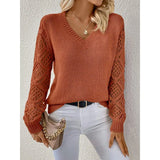 Estera | Elegancki Sweter z Dekoltem w Serek