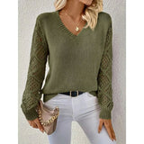 Estera | Elegancki Sweter z Dekoltem w Serek