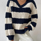 Amelia | Sweter w Paski z Warkoczowym Splotem