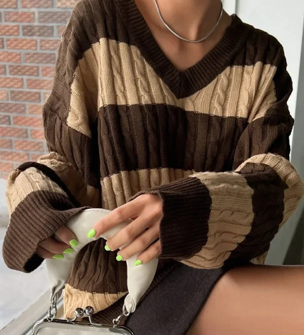 Amelia | Sweter w Paski z Warkoczowym Splotem