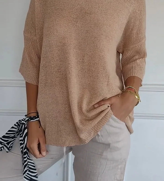 Kinga | Oversizowy Sweter z Dekoltem w Serek