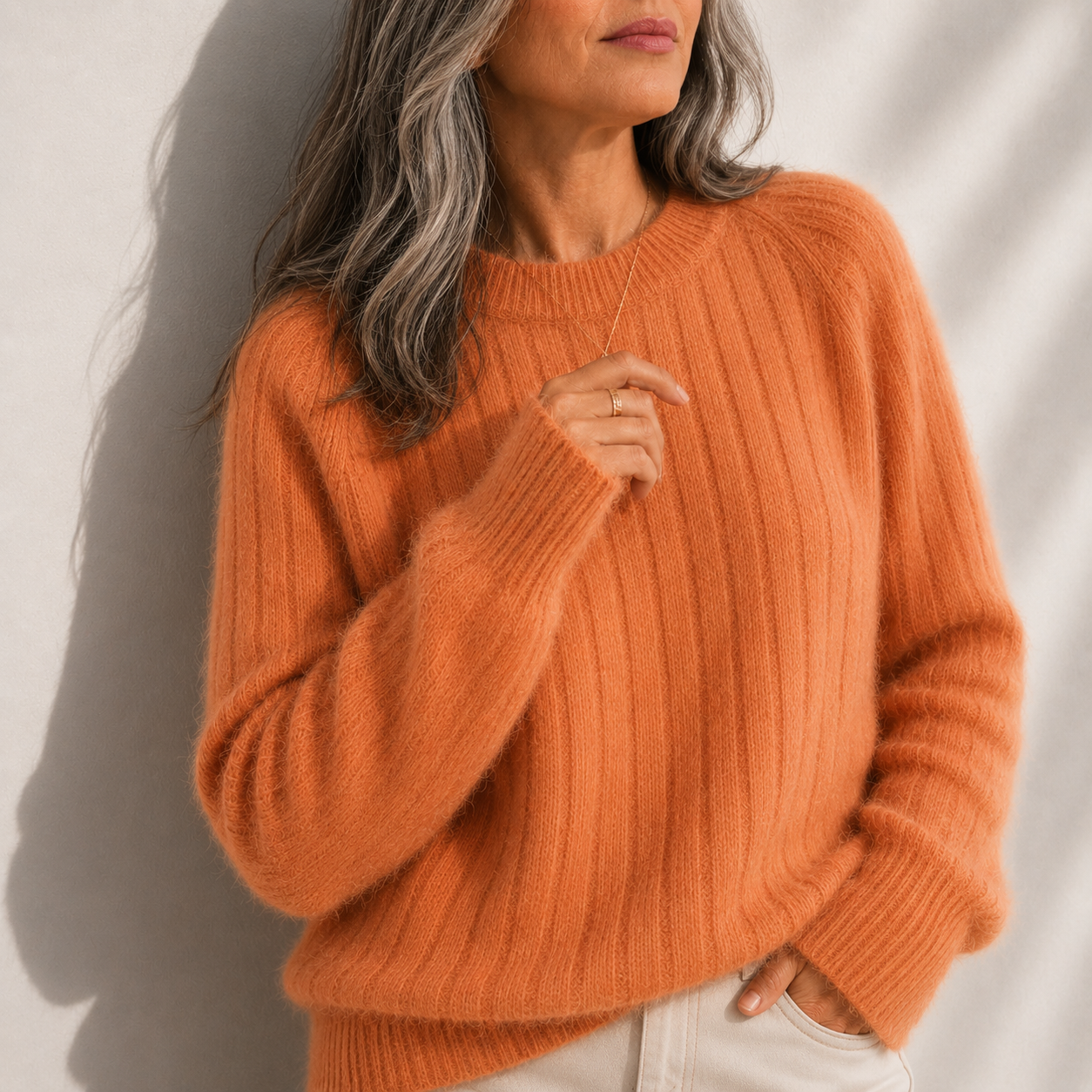 Milana | Puchaty Sweter w Jednolitym Kolorze