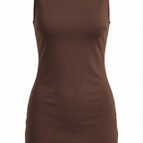 Sukienka mini Donna z dopasowanym krojem