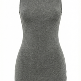 Sukienka mini Donna z dopasowanym krojem
